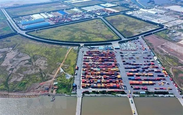 Vietnam Adds 10 More Seaport Terminals ベトナム、さらに10の港ターミナルを追加
