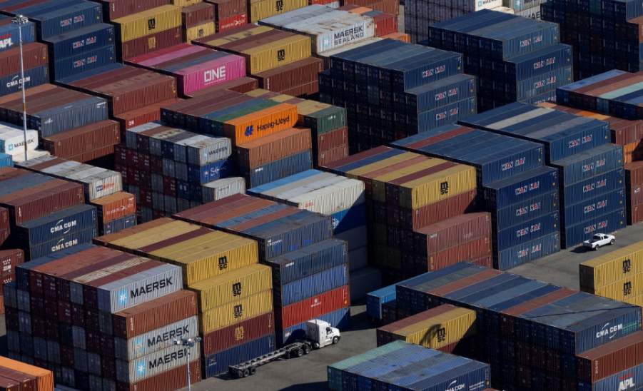 Serious Container Backlog in Colombo Port_2 コロンボ港の深刻なコンテナバックログ_2