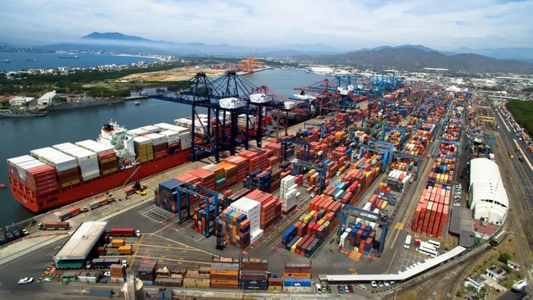 OOCLs Service from Asia to Latin America & South America_2 アジアからラテンアメリカおよび南米への OOCL サービス_2