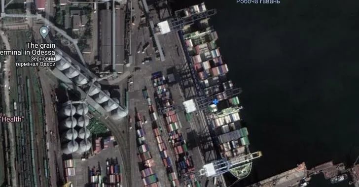76 Ships From 18 Countries Stuck in Ukraine Port 18か国の船舶76隻がウクライナ港で立ち往生